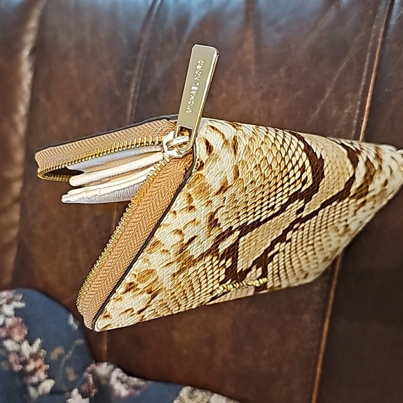 Michael Kors Jet Set Long Python Croc Embossed Leather Zip Around Wallet NWOT - Picture 11 of 13